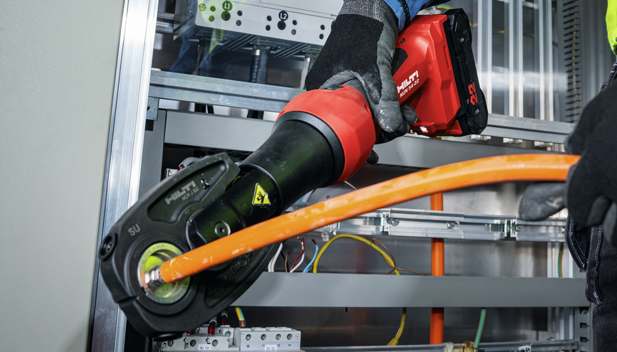 Akku-Kabelpresse NUN 54-22 6 Tonnen mit Schneid- und Pressbacken