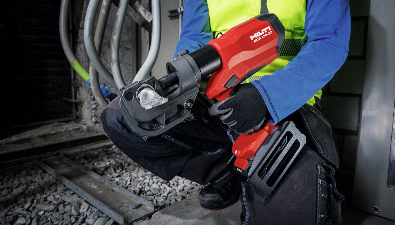 Kabelpressen mit NCR 120-22