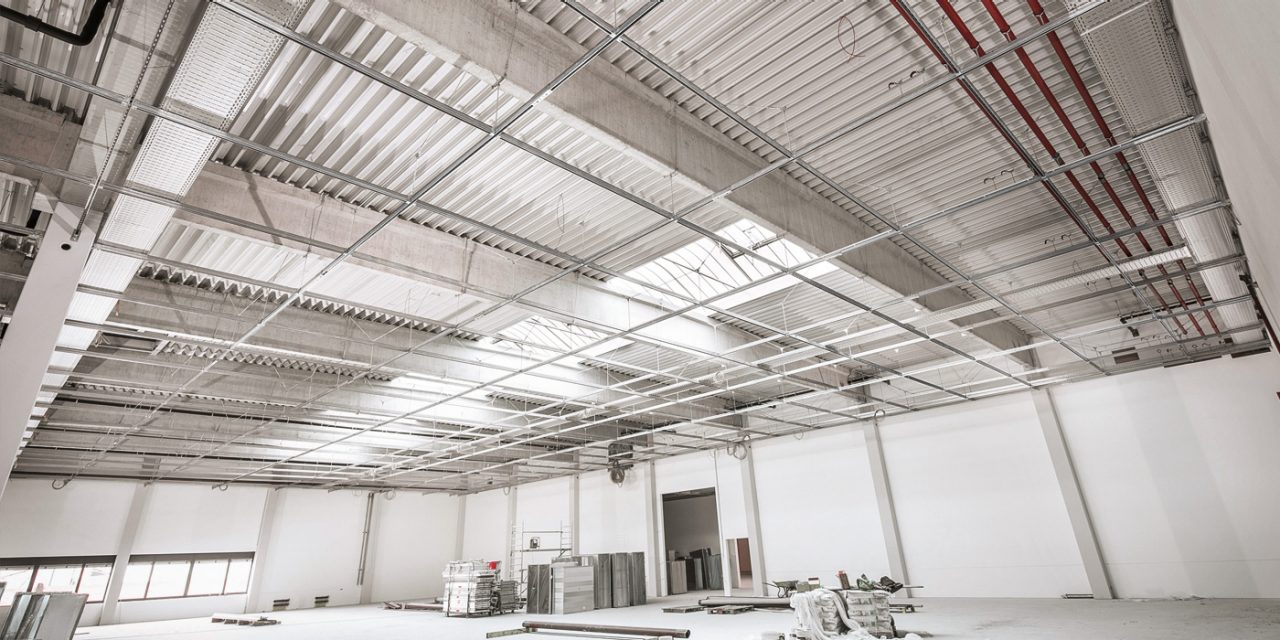 Querstoßanwendung Dach-Unterkonstruktion