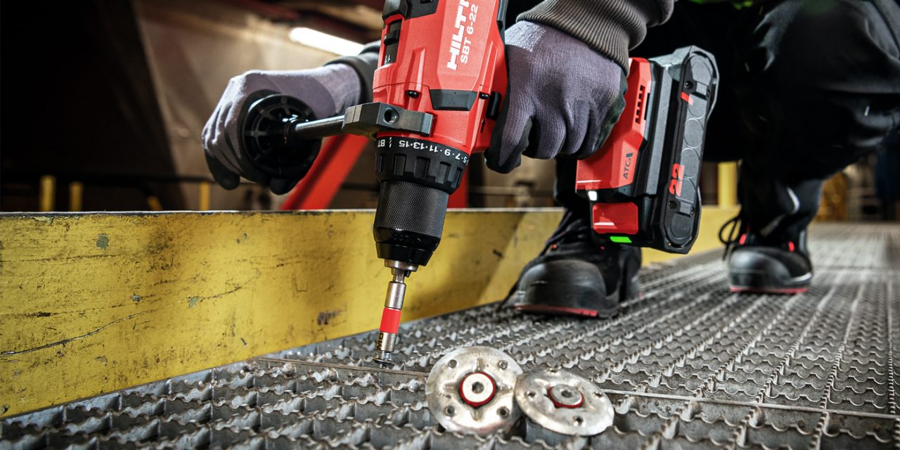 Gitterrostbefestigung  Akku-Schrauber SBT 6-22 und Gewindebolzen S-BT HL