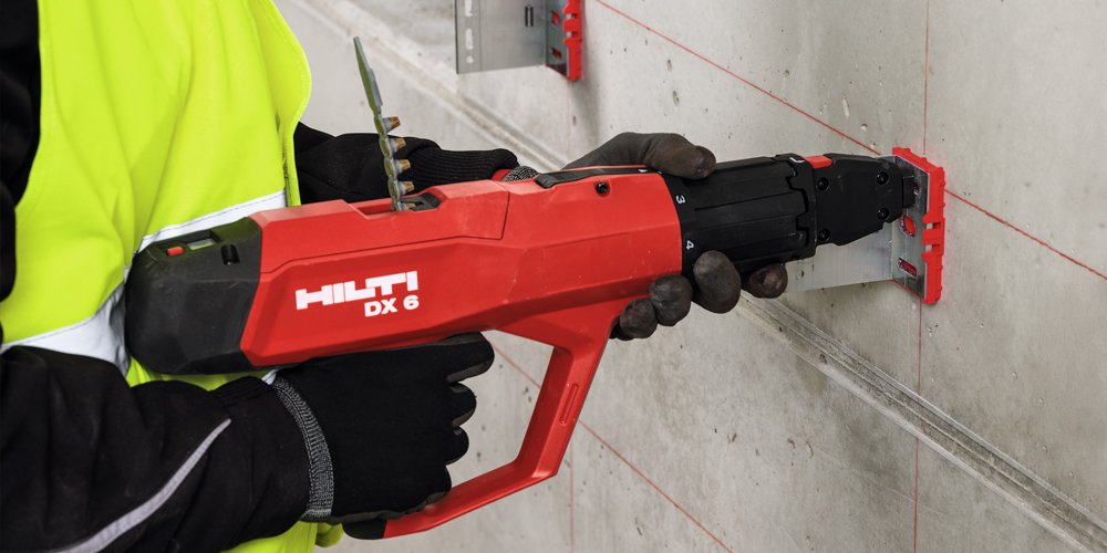 Konsolenbefestigung mit Hilti Bolzensetzgerät DX 6