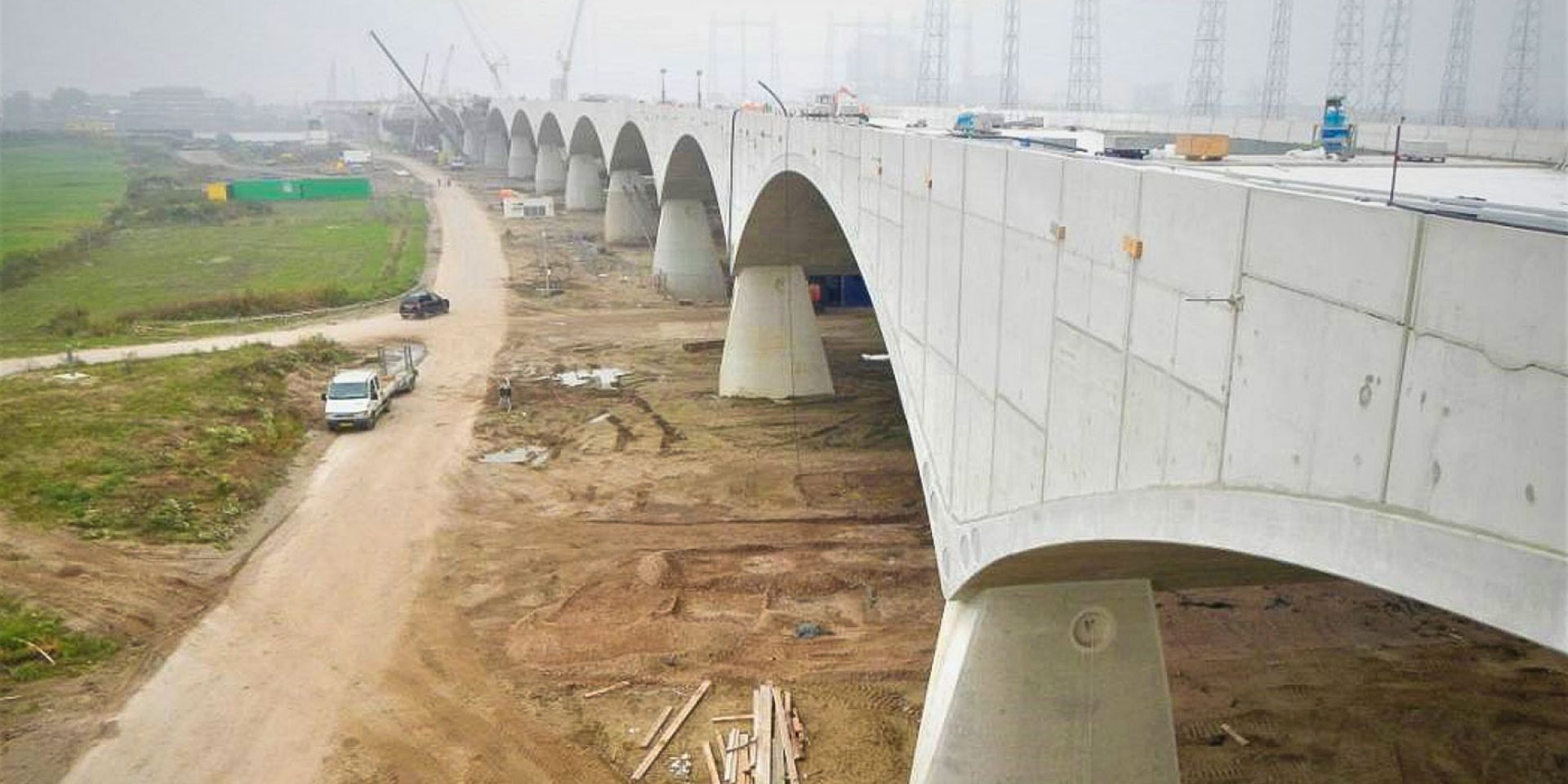 Stadsbrug Nijmegen, HIT-RE 500 V3 für Aufbeton (Schubverbund)