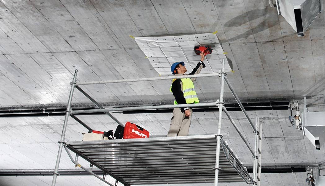 Hilti Detektionsgeräte für die präzise, zerstörungsfreie Detektion von Bewehrungsstäben sowie einfache Ermittlung von Bewehrungsgröße und Höhe der Betonüberdeckung