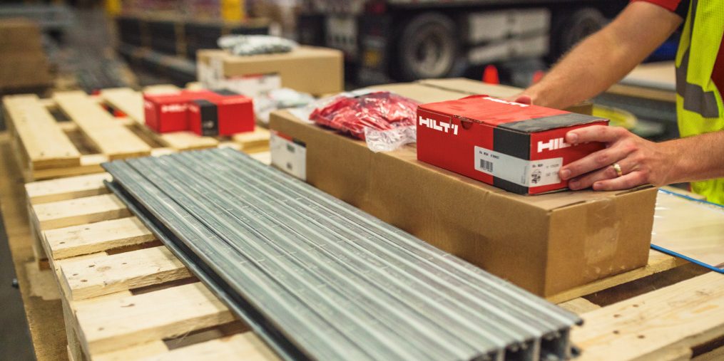 Logistics, People, Warehouse, HNA, Kitting, Cutting, Pre-assembly